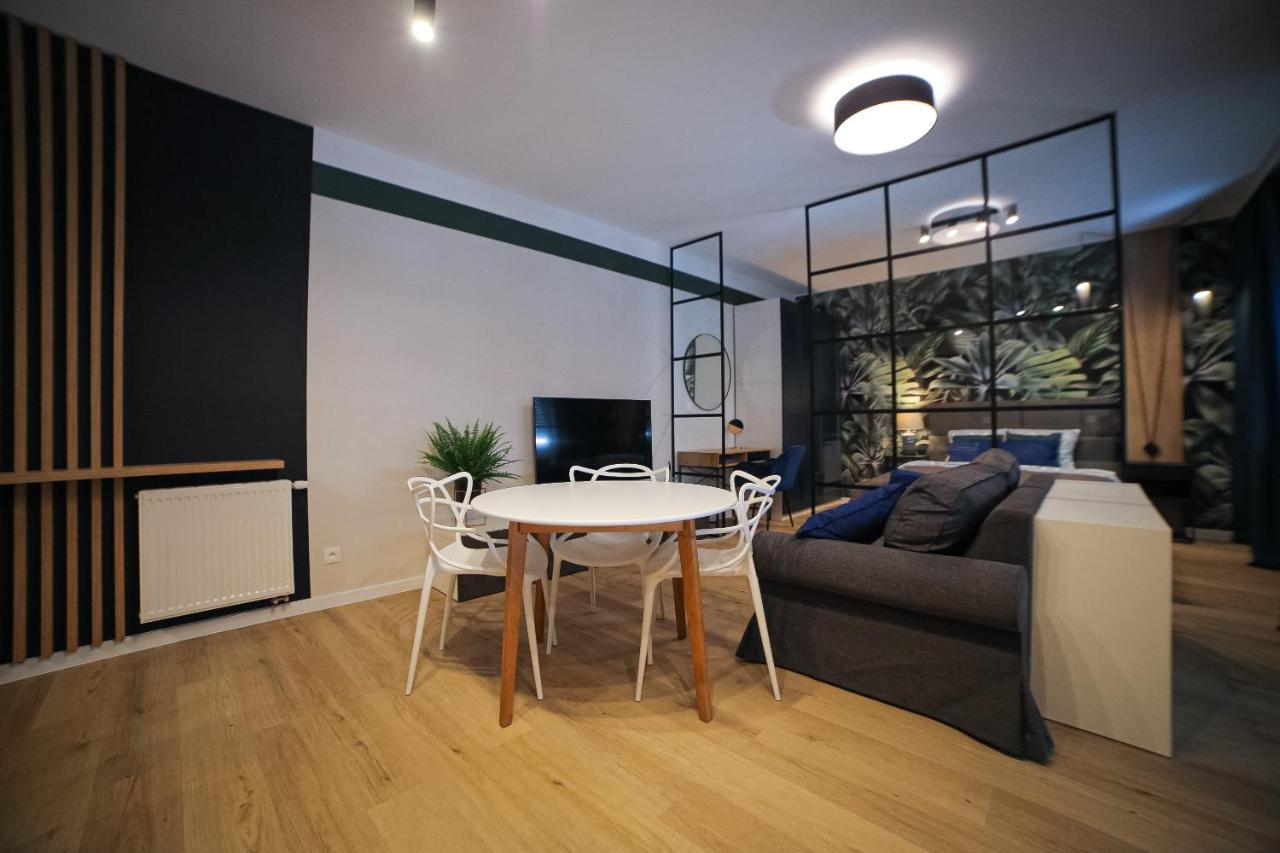 Studio La Palma Garbary 32 Apartment Poznan Ngoại thất bức ảnh