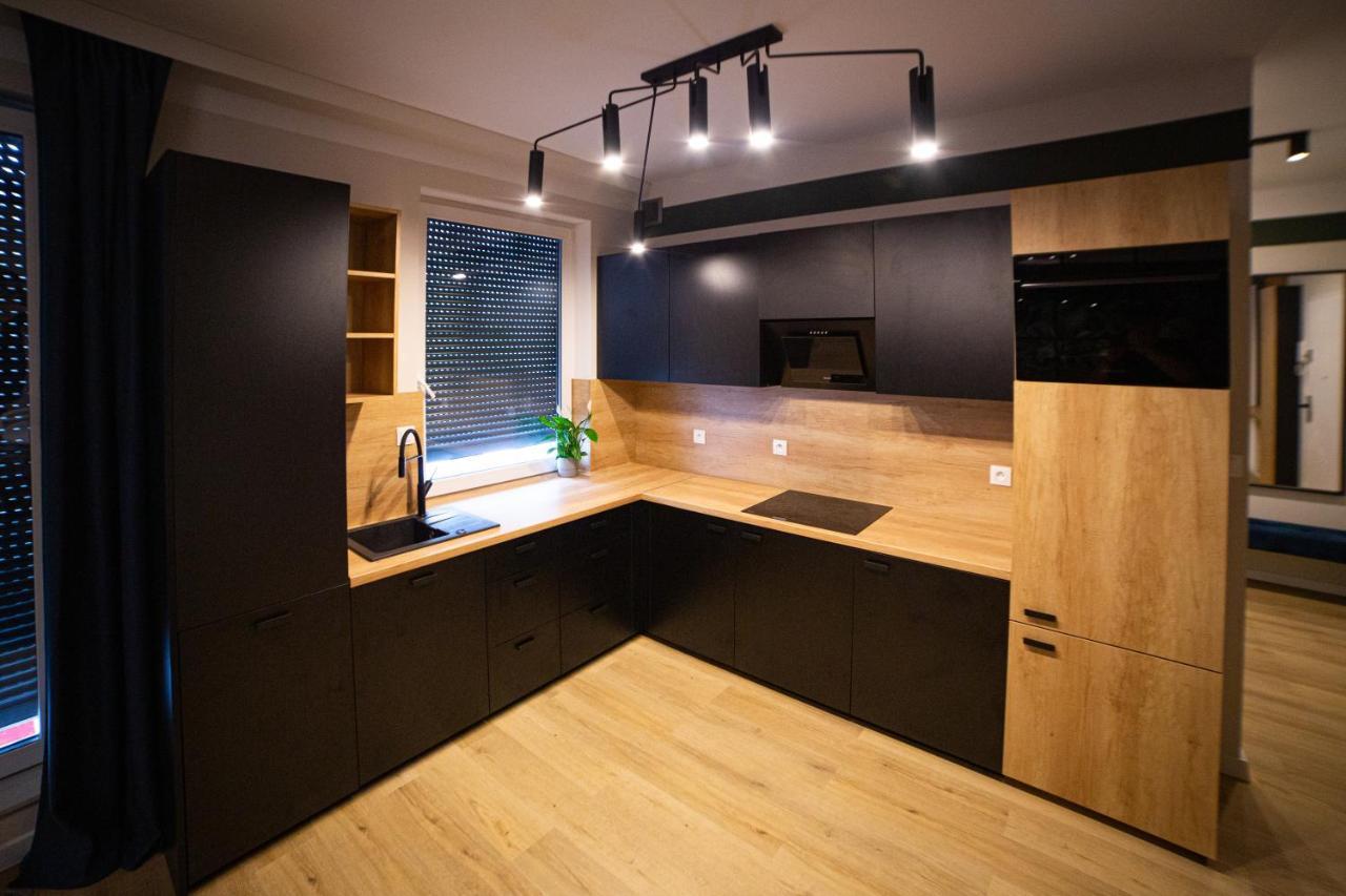 Studio La Palma Garbary 32 Apartment Poznan Ngoại thất bức ảnh