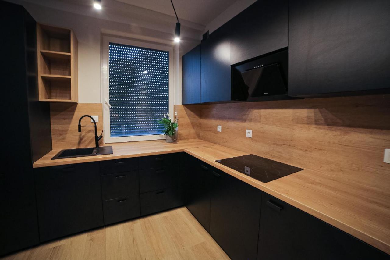 Studio La Palma Garbary 32 Apartment Poznan Ngoại thất bức ảnh